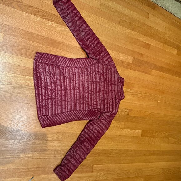 Medium, Burgundy, Patagonia Down Sweater - Picture 2 of 4
